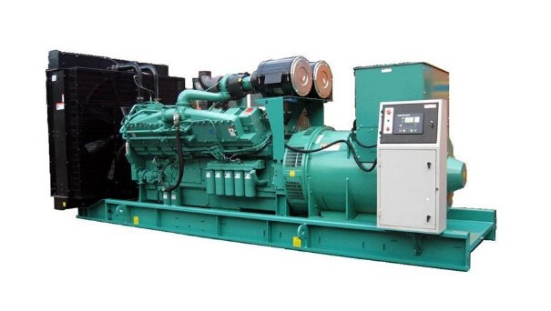 兴隆华侨农场全新常柴200kw大型柴油发电机组